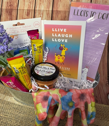 Llama - Llive, Llaugh, Llove - Llots to Do